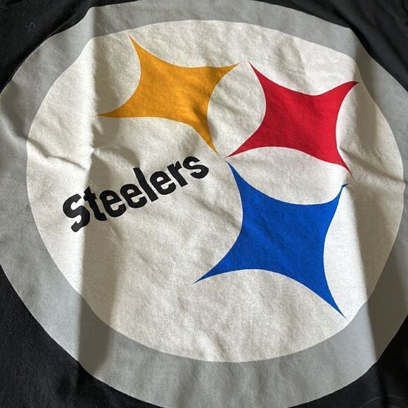 BOYS SIZE SMALL PITTSBURGH STEELERS SHIRT - Picture 3 of 8